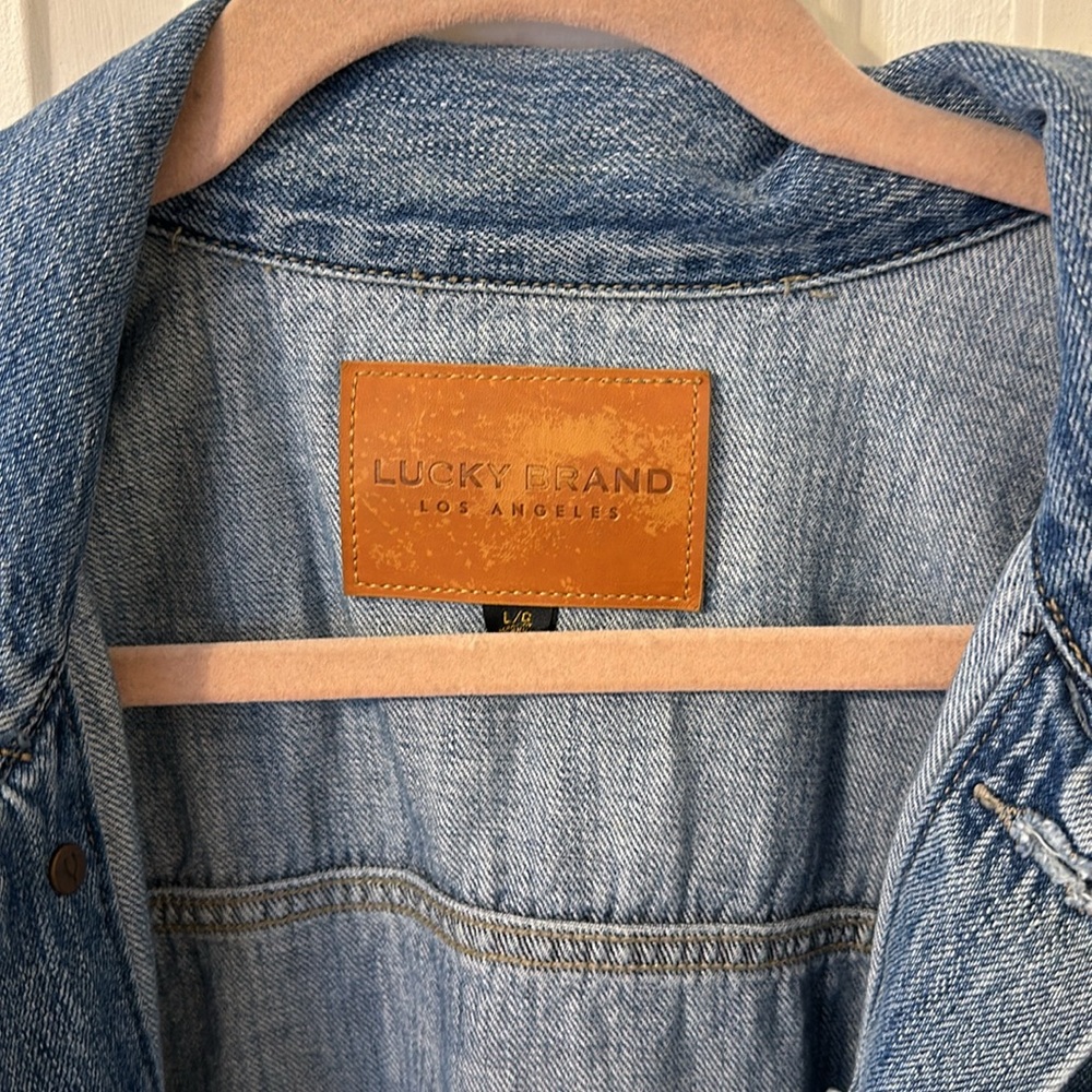 Jean jacket - Picture 2 of 4